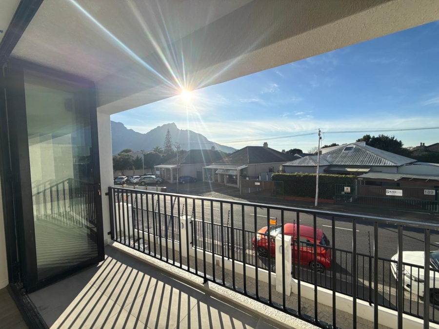 2 Bedroom Property for Sale in Claremont Western Cape